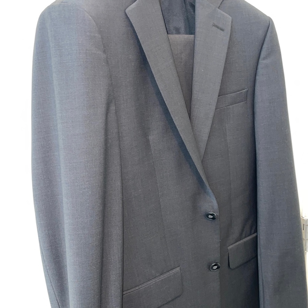 36R Dark Grey Calvin Klein suit with matching 30Wx30H pants
